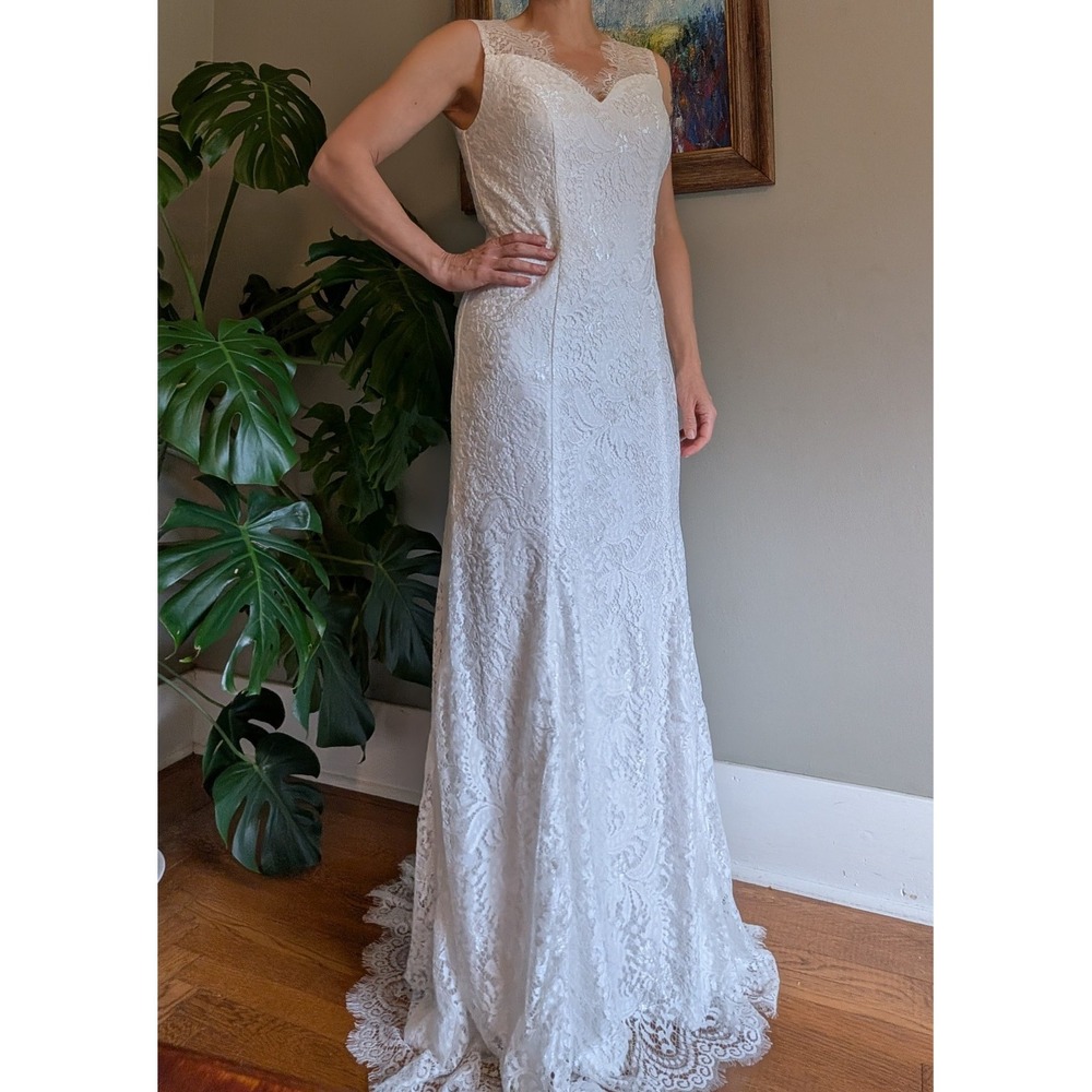 White Lace Overlay Wedding Dress Fully Lined Hi/Lo Sweetheart Scalloped Train